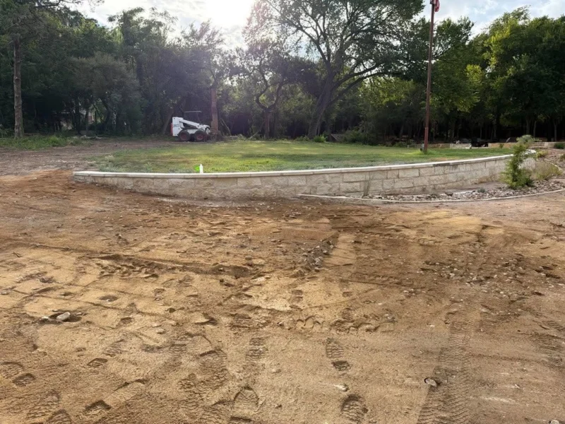 Wide view of a curved stone retaining wall